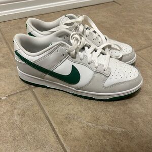 Nike Dunk Low Summit White / Malachite - White / 10